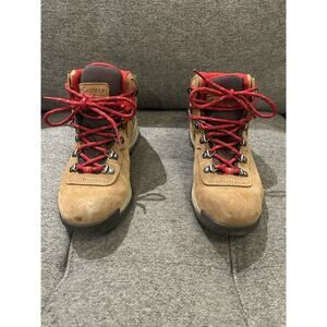 Columbia Newton Ridge Plus Brown Red Solid Hiking Women's Size 7